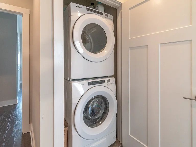 439 Southend Crossing Ln — Photo 26