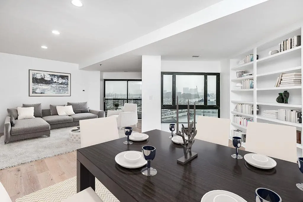 2515 Boston St — Photo 2