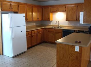 2435 N Brophy Cir, Fayetteville, AR 72703