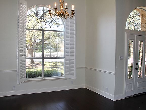 3rd image of 310 Timpanagos Dr