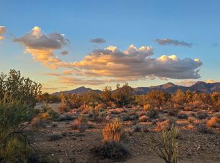 166 S Cattle Crossing Rd, Yucca, AZ 86438