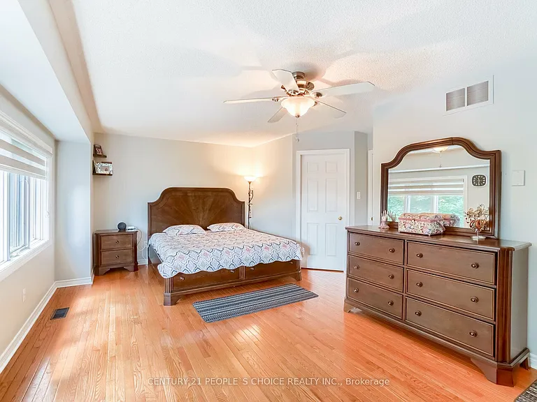 5658 Glen Erin Dr #7 — Photo 25