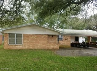 611 N Lewis St, New Iberia, LA 70563