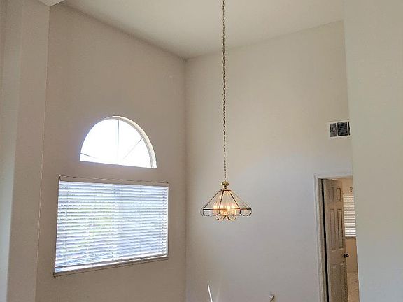 4th image of 4235 Merlot Ct