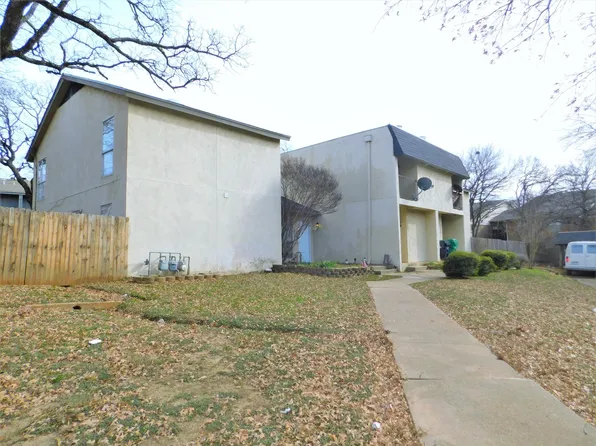 1911 Kingswood Ct #1911, Denton, TX 76205