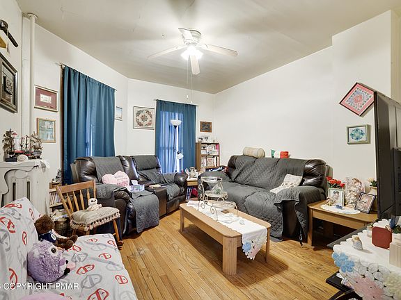 2nd image of 39 Lackawanna Ave