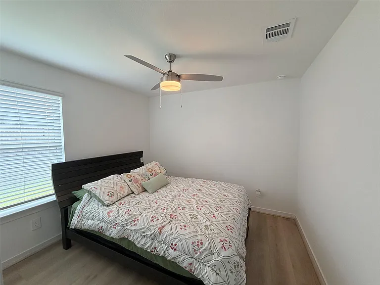4986 Edgewood Dr — Photo 9