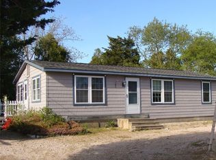 40 Dalton St, Charlestown, RI 02813