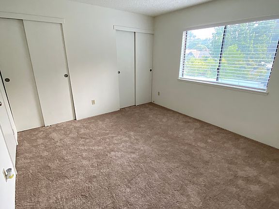 2nd image of 1043 39th St #3