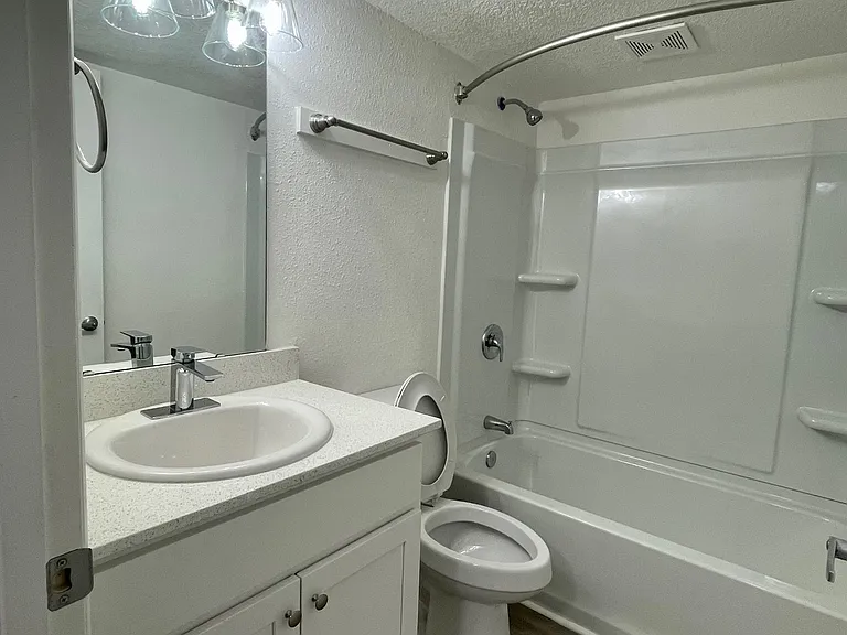 Concord Crossing Apartments — Photo 66