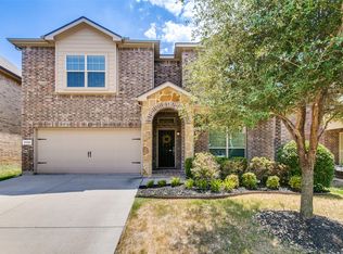 3932 Lazy River Ranch Rd, Fort Worth, TX 76112