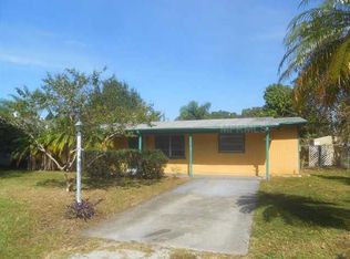 511 64th Ave W, Bradenton, FL 34207