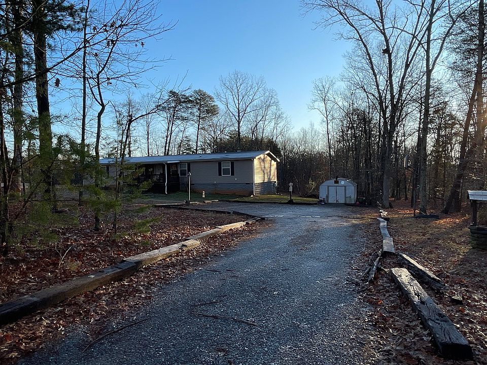 2nd image of 760 Blackwater Rd