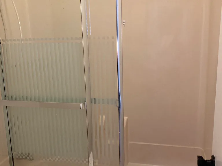 125 Sterling Ct — Photo 15