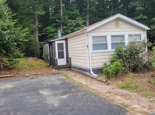14 Susan Street, Danville, NH 03819