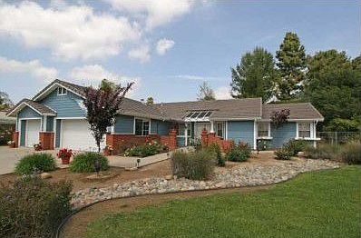 2nd image of 1318 Mountain Park Pl