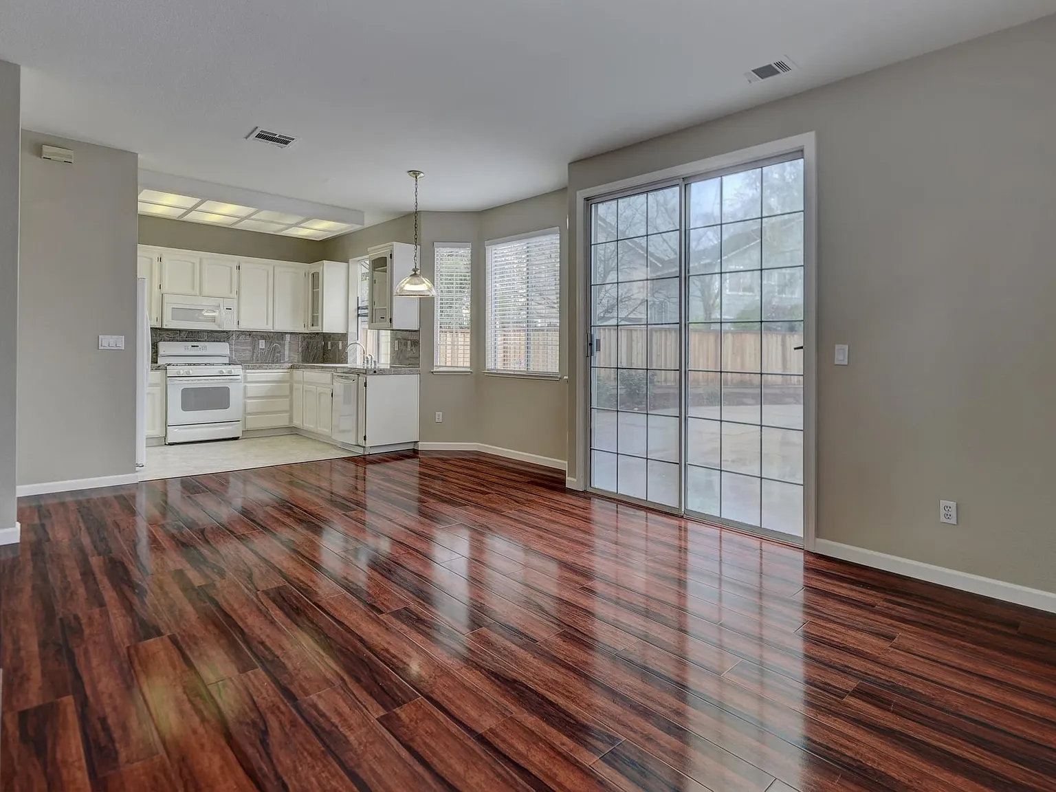 34028 Webfoot Loop — Photo 3