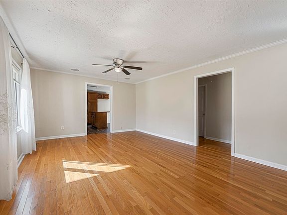 5th image of 2736 Bill Dedmon Rd