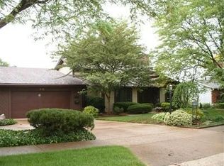 311 Forest Meadows Dr, Medina, OH 44256