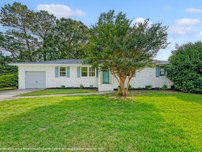 1 Bossis Dr, Charleston, SC, 29407