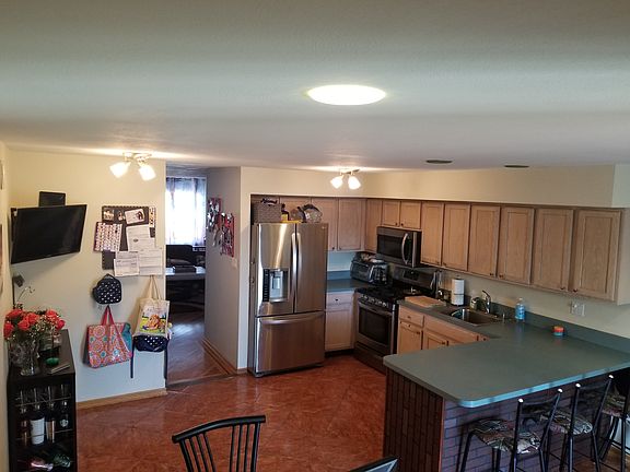 3rd image of 66 Pelican Cir