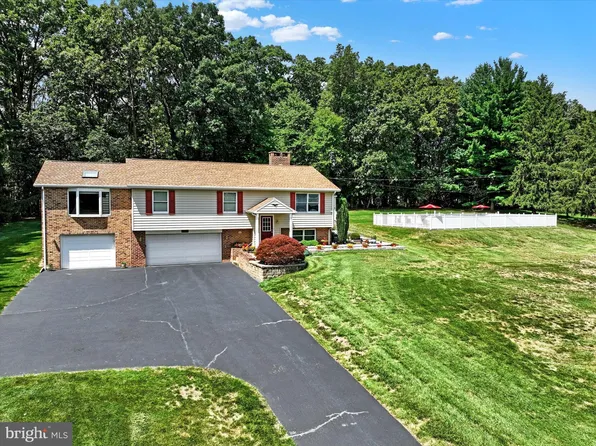 386 Sparton Rd, York, PA 17403