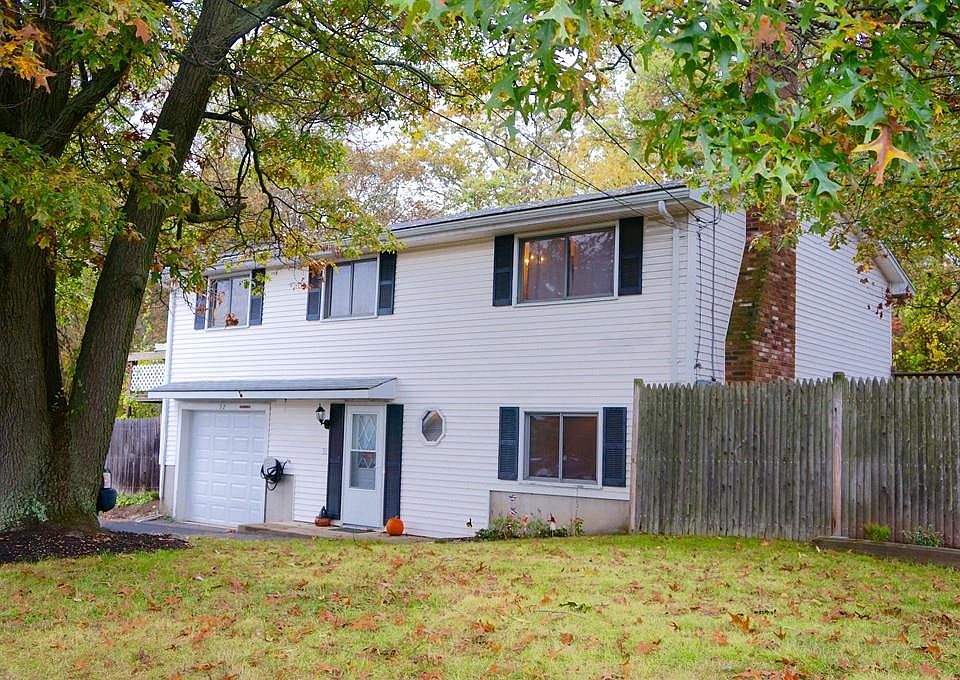 1st image of 32 Westford St
