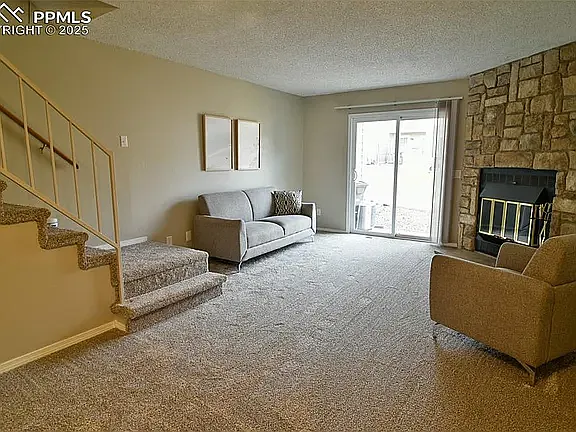 3342 Queen Anne Way — Photo 8