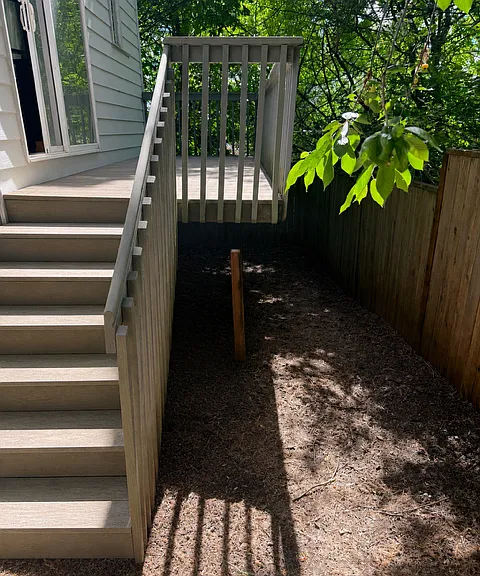 157 NW Marshall Dr — Photo 2
