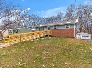 192 Maple Dr, Beaver, PA 15009