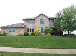418 Hilbrich Dr, Schererville, IN 46375