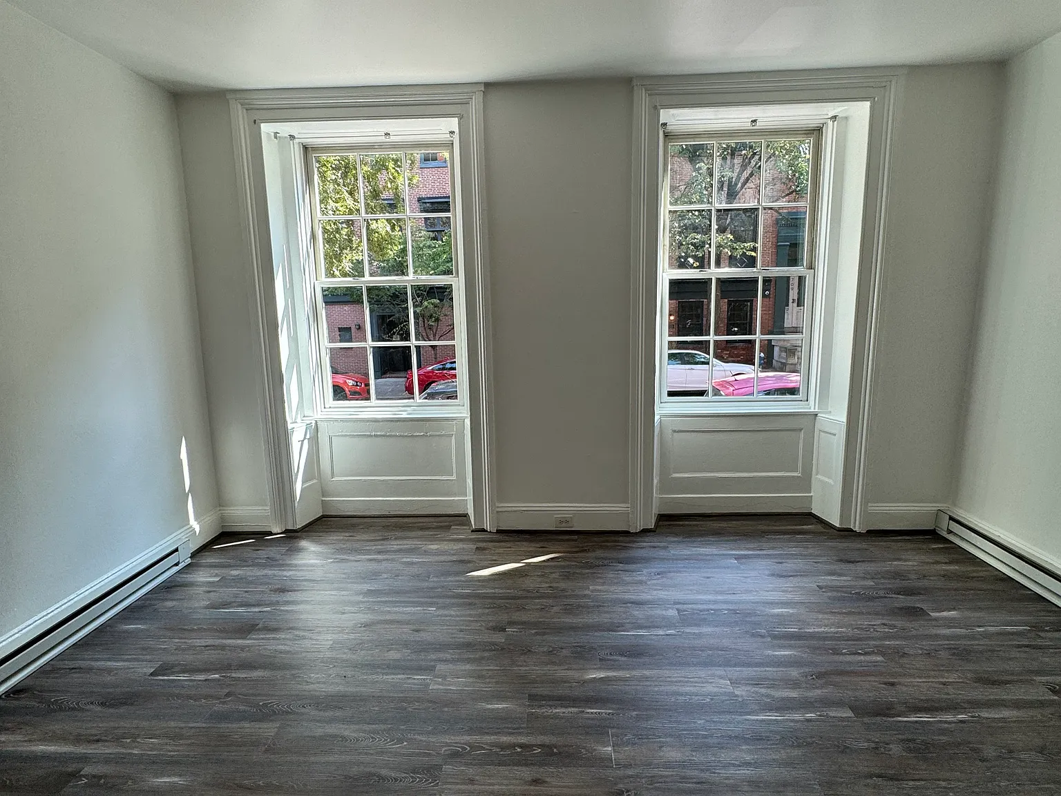 Studio, 600 sqft, $850 — Photo 2