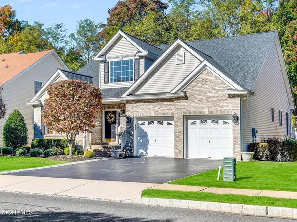 111 Scarborough Way, Marlboro, NJ 07746