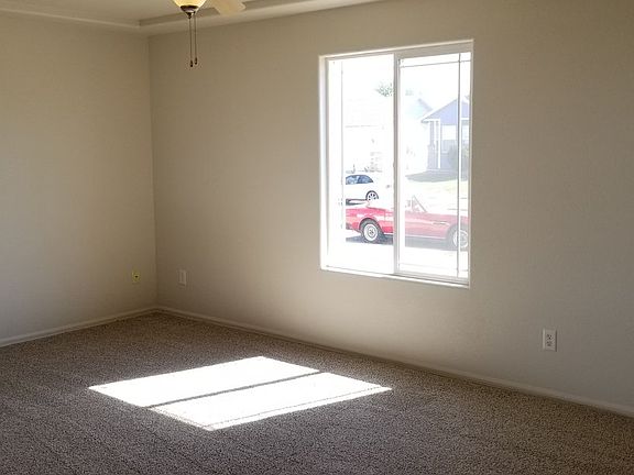 2nd image of 2833 40th Avenue Ct