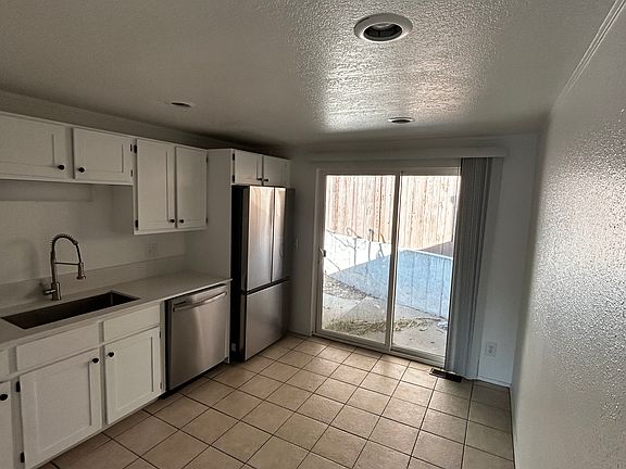 2nd image of 4613 S Creekview Cir #4613