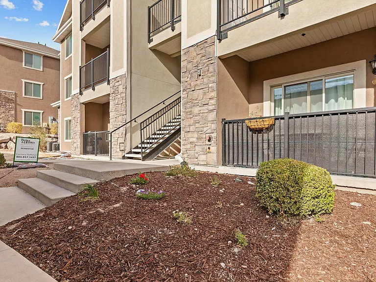 2153 N Springtime Dr — Photo 12