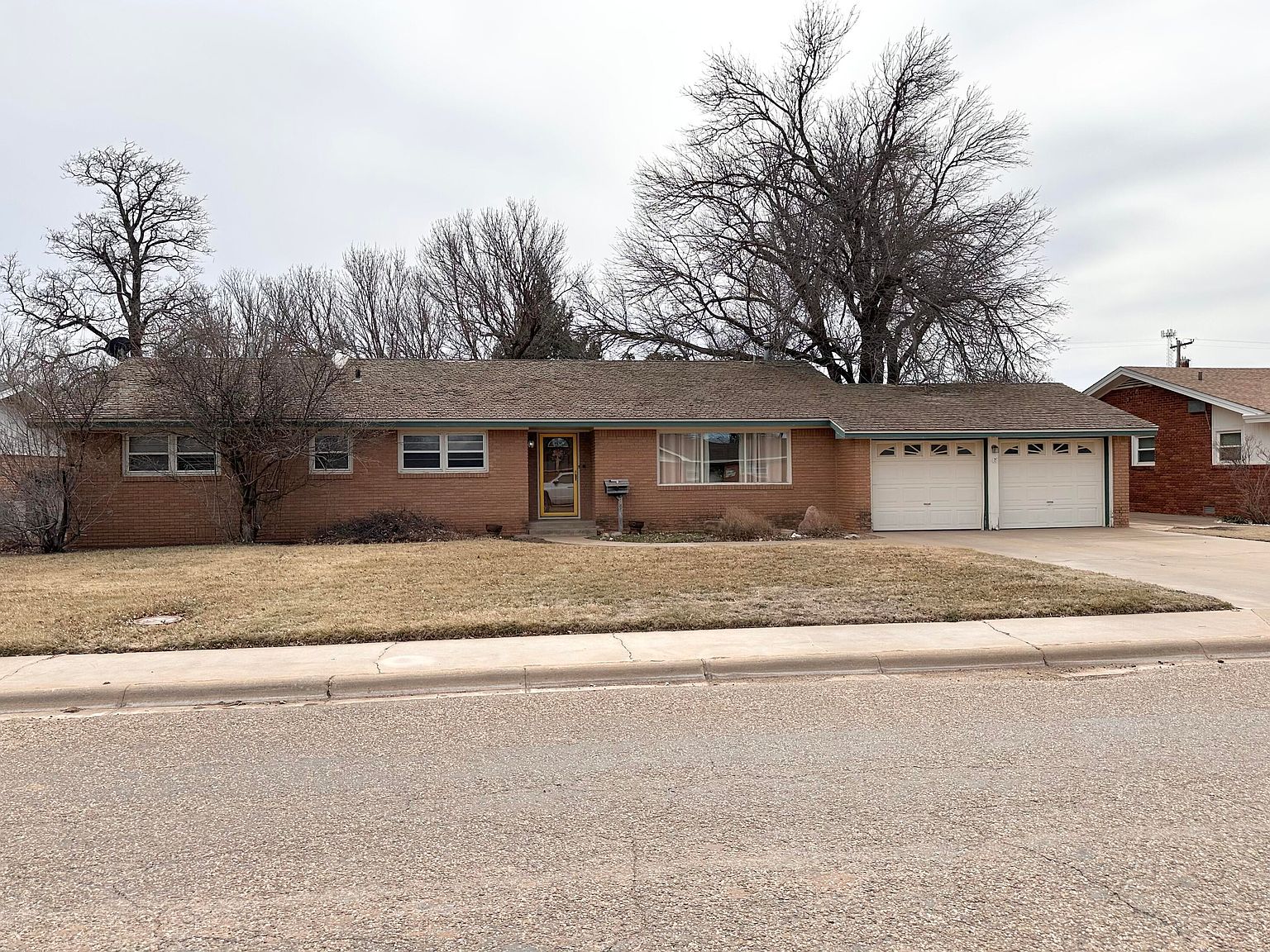 709 Maple St, Dimmitt, TX 79027 Zillow