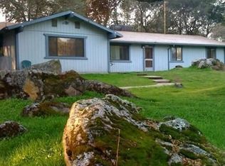 30290 Auberry Rd, Prather, CA 93651