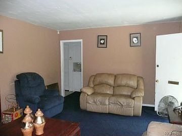 3rd image of 3047 Davidson Ave