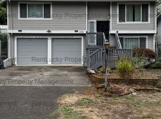 6718 23rd Ave SW, Seattle, WA 98106