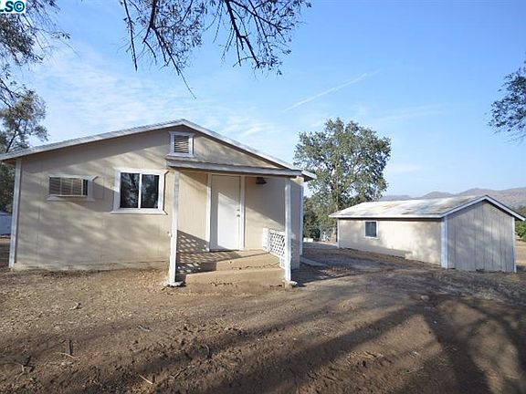4th image of 24057 Avenue 324