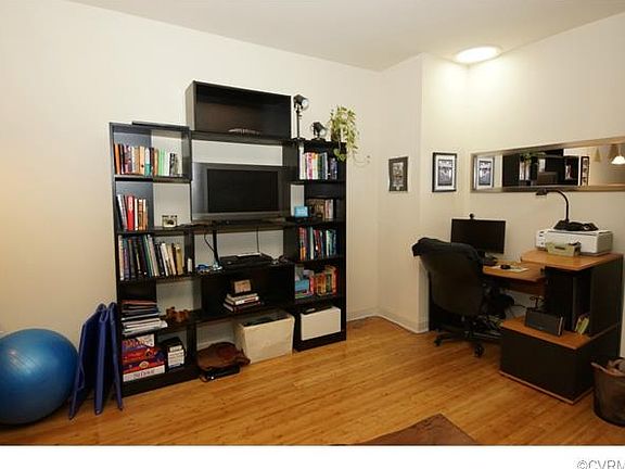 4th image of 1333 W Broad St #U303