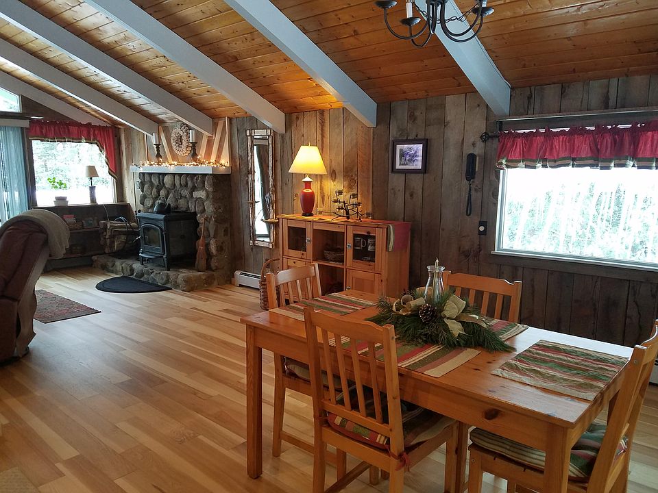 2nd image of 79 Racoon Run