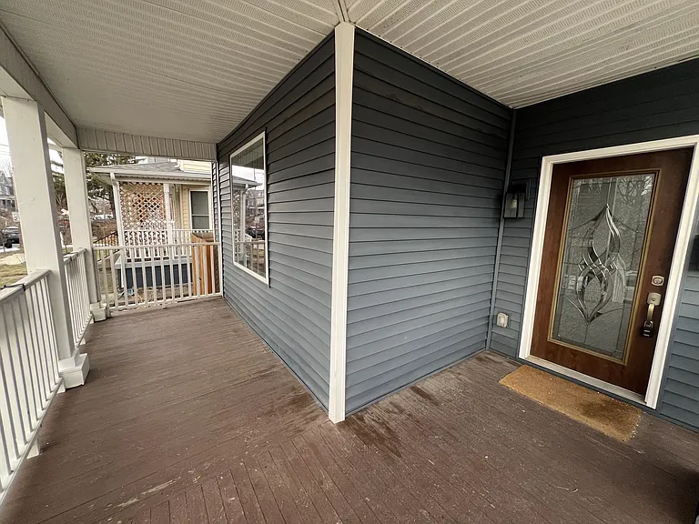 1342 Hamlet St — Photo 2