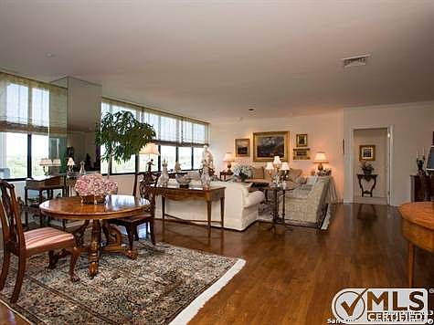 5th image of 200 Patterson Ave APT 712