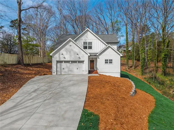 229 Little Brook Dr, Woodstock, GA 30188