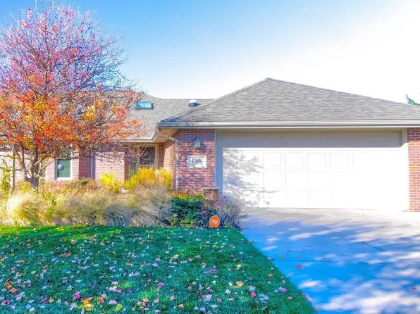 7301 S 52nd St, Lincoln, NE 68516