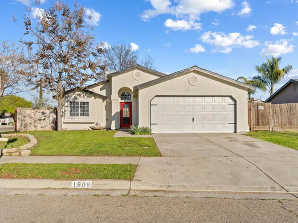 1808 Applewood Street, Tulare, CA 93274