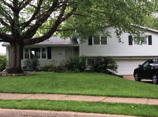 1821 S 123rd St, Omaha, NE 68144