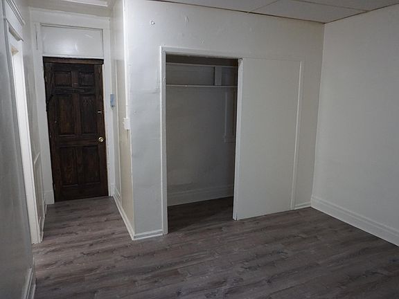 3rd image of 1497 Hertel Ave APT 7